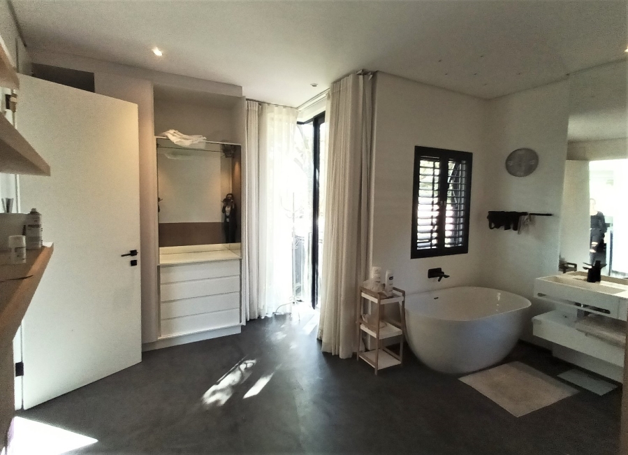 To Let 2 Bedroom Property for Rent in Hyde Park Gauteng