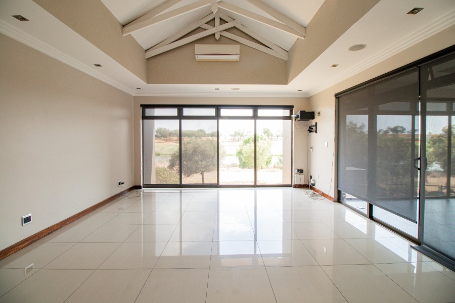 4 Bedroom Property for Sale in Serengeti Lifestyle Estate Gauteng