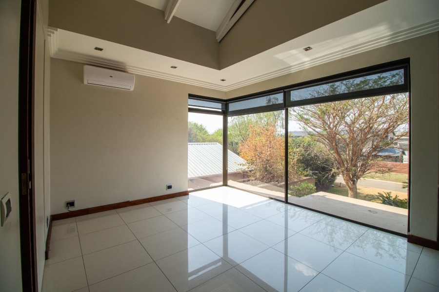 4 Bedroom Property for Sale in Serengeti Lifestyle Estate Gauteng