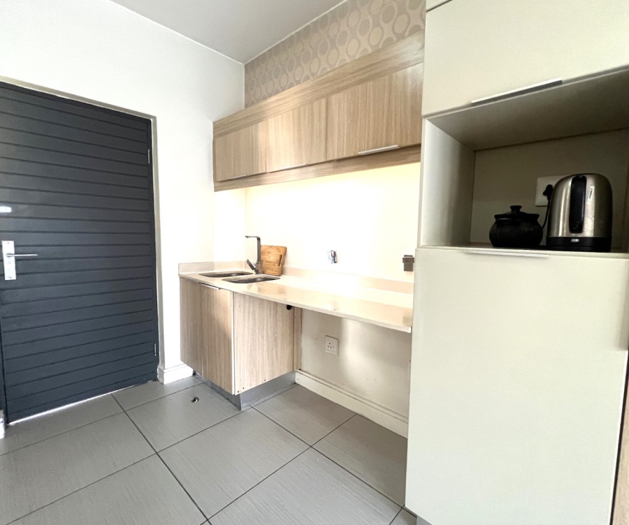 To Let 2 Bedroom Property for Rent in Rivonia Gauteng