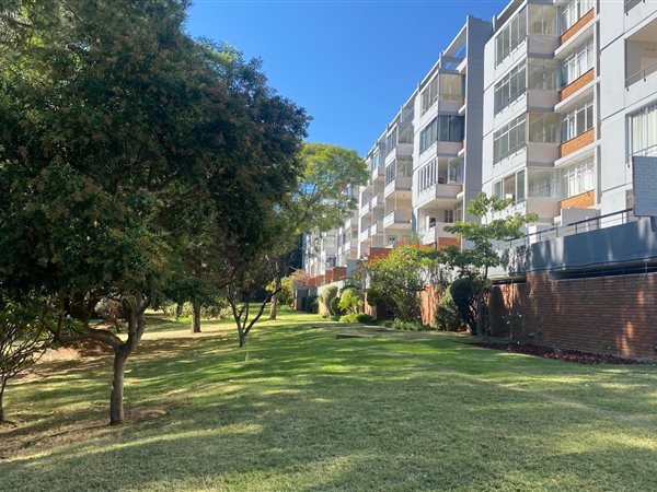 To Let 1 Bedroom Property for Rent in Benmore Gardens Gauteng