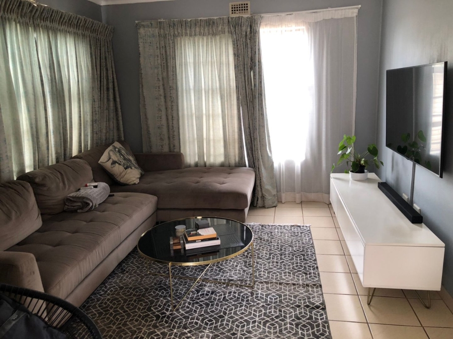 3 Bedroom Property for Sale in Clayville Gauteng