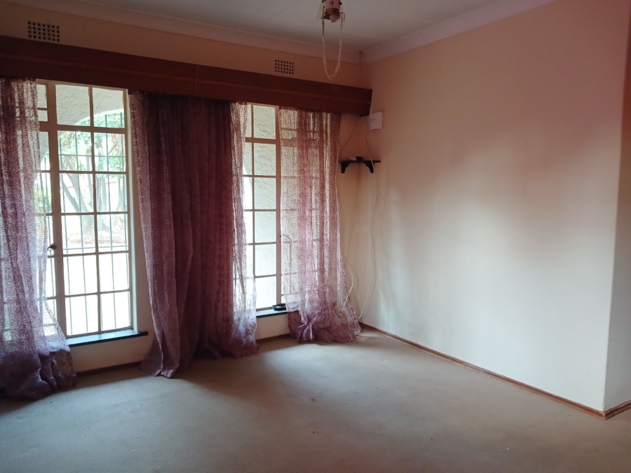 To Let 3 Bedroom Property for Rent in Birch Acres Gauteng