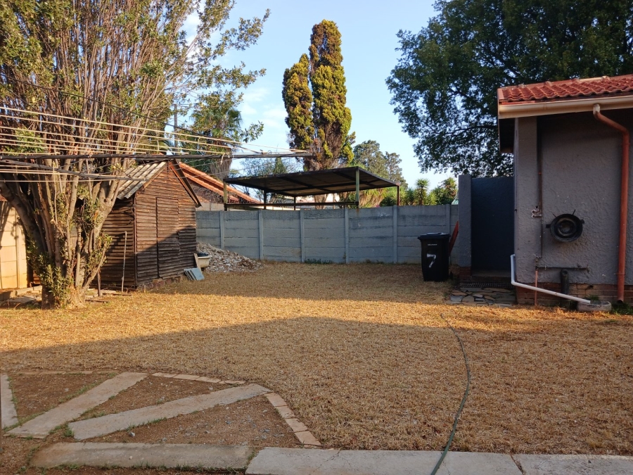 To Let 3 Bedroom Property for Rent in Birch Acres Gauteng