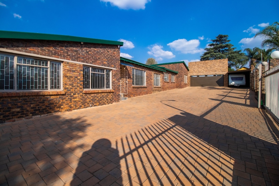 4 Bedroom Property for Sale in Norkem Park Gauteng