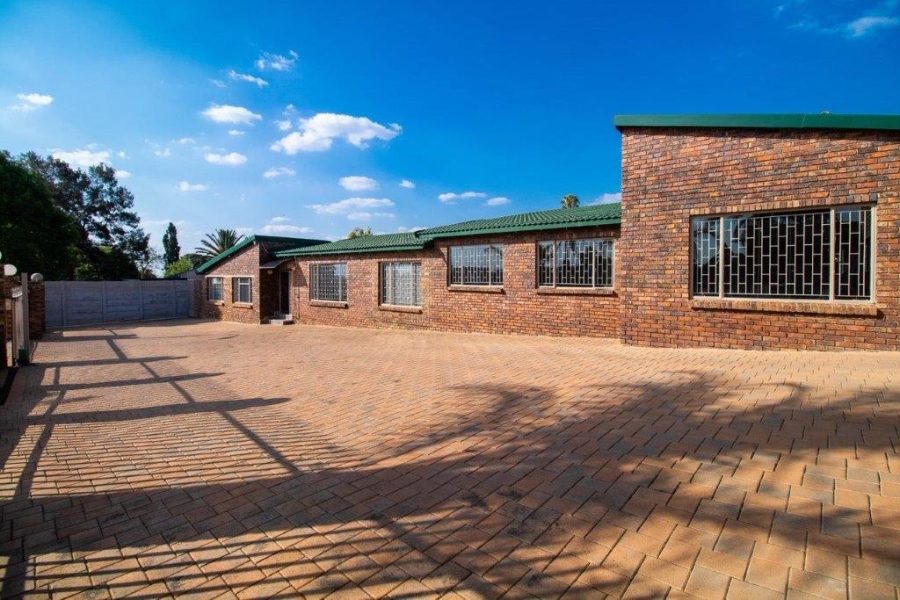 4 Bedroom Property for Sale in Norkem Park Gauteng