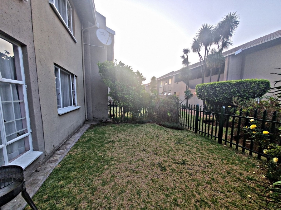 2 Bedroom Property for Sale in Ravenswood Gauteng