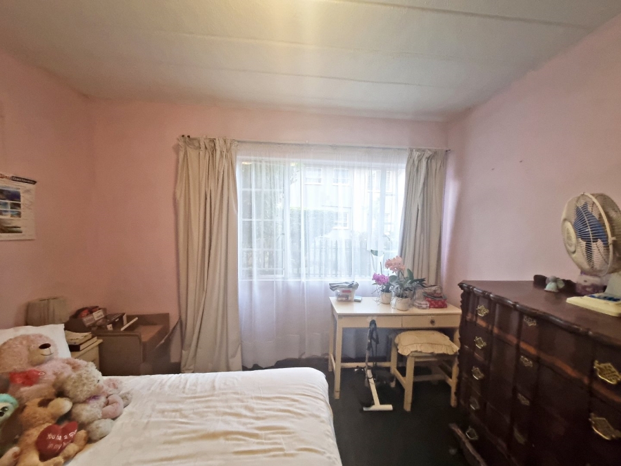 2 Bedroom Property for Sale in Ravenswood Gauteng