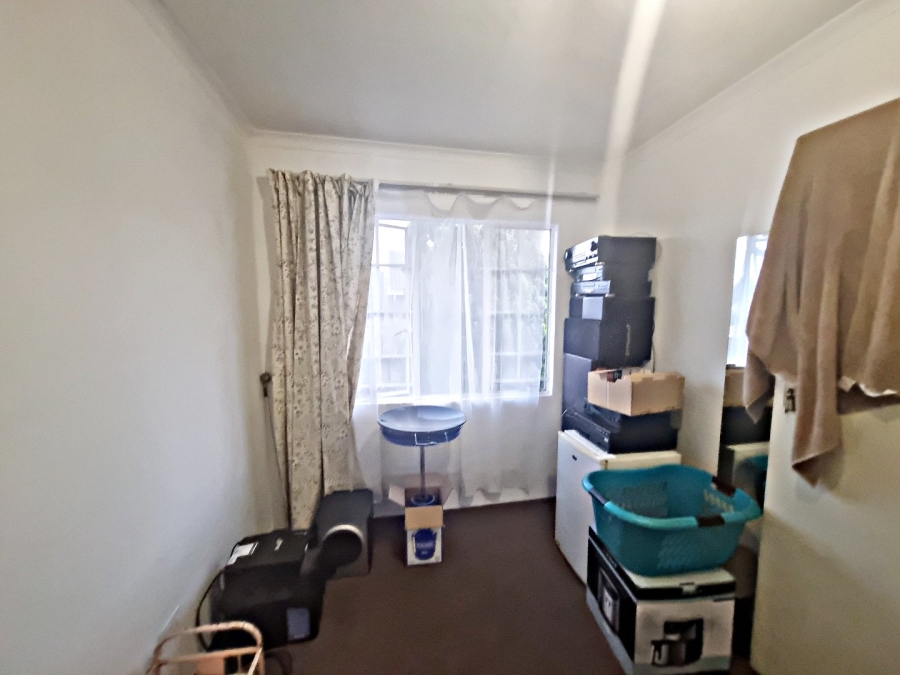 2 Bedroom Property for Sale in Ravenswood Gauteng