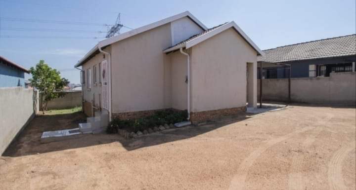 3 Bedroom Property for Sale in Blue Hills AH Gauteng