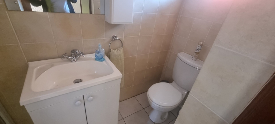 To Let 1 Bedroom Property for Rent in Rynfield Gauteng