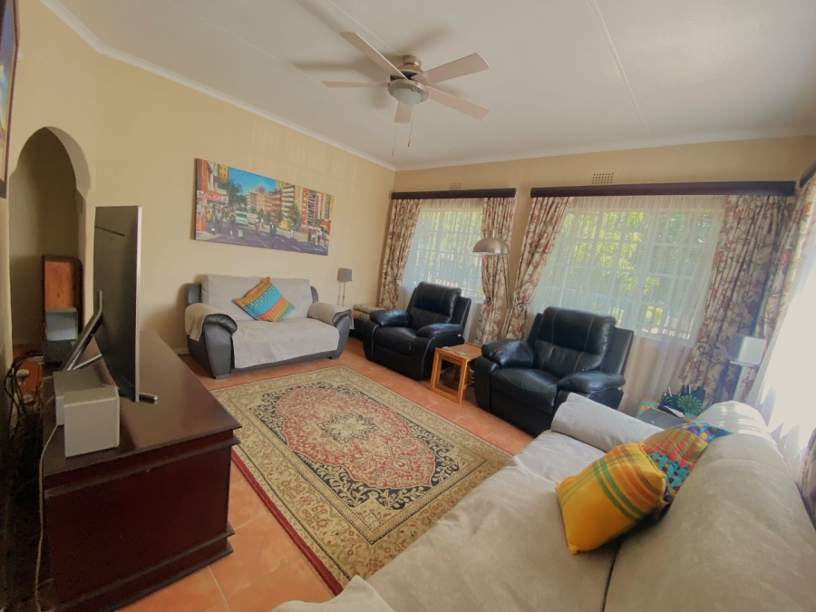 4 Bedroom Property for Sale in Weltevreden Park Gauteng