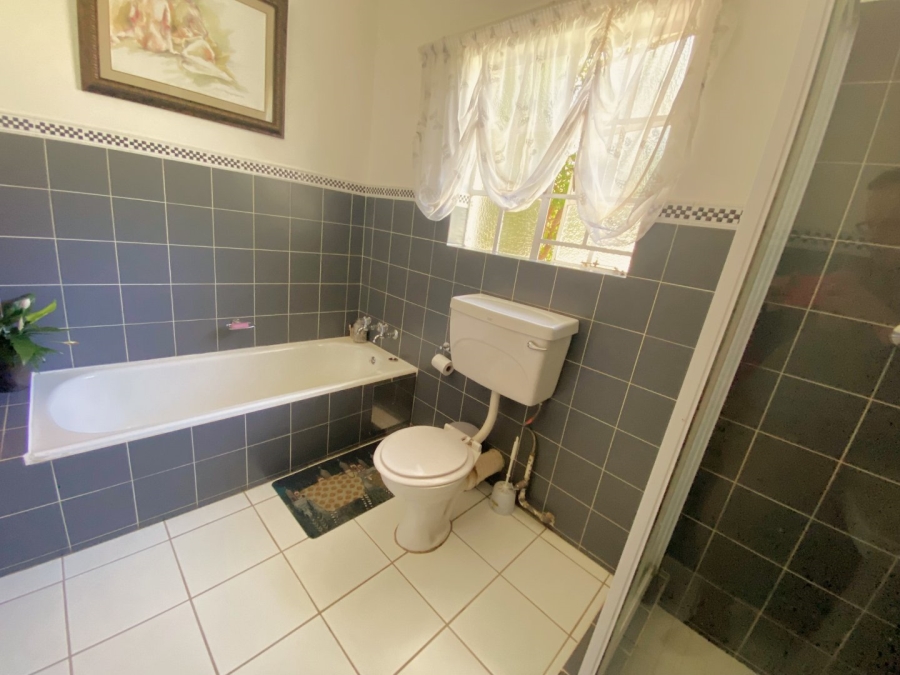 4 Bedroom Property for Sale in Weltevreden Park Gauteng