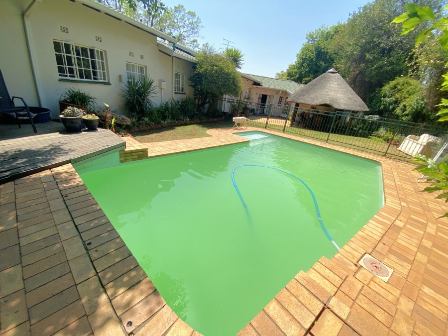 4 Bedroom Property for Sale in Weltevreden Park Gauteng