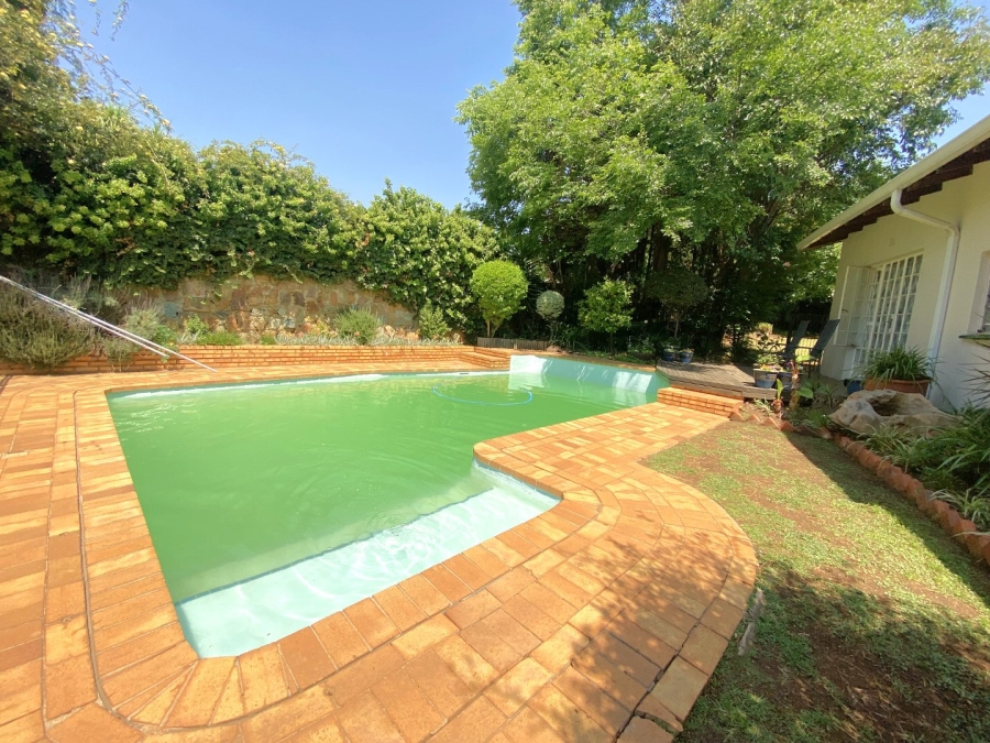 4 Bedroom Property for Sale in Weltevreden Park Gauteng