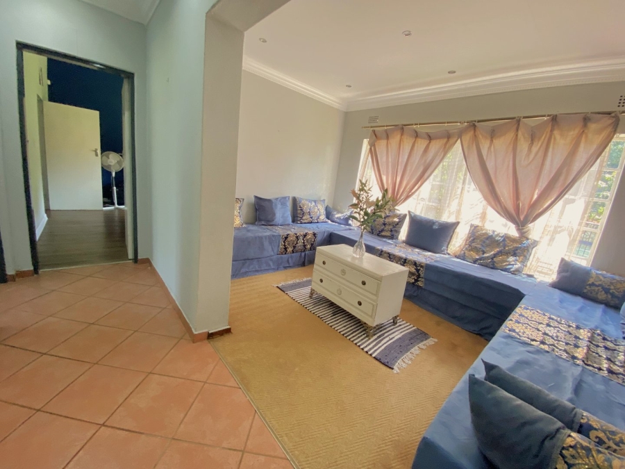 6 Bedroom Property for Sale in Weltevreden Park Gauteng