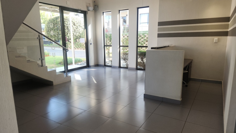 2 Bedroom Property for Sale in Beverley Gauteng