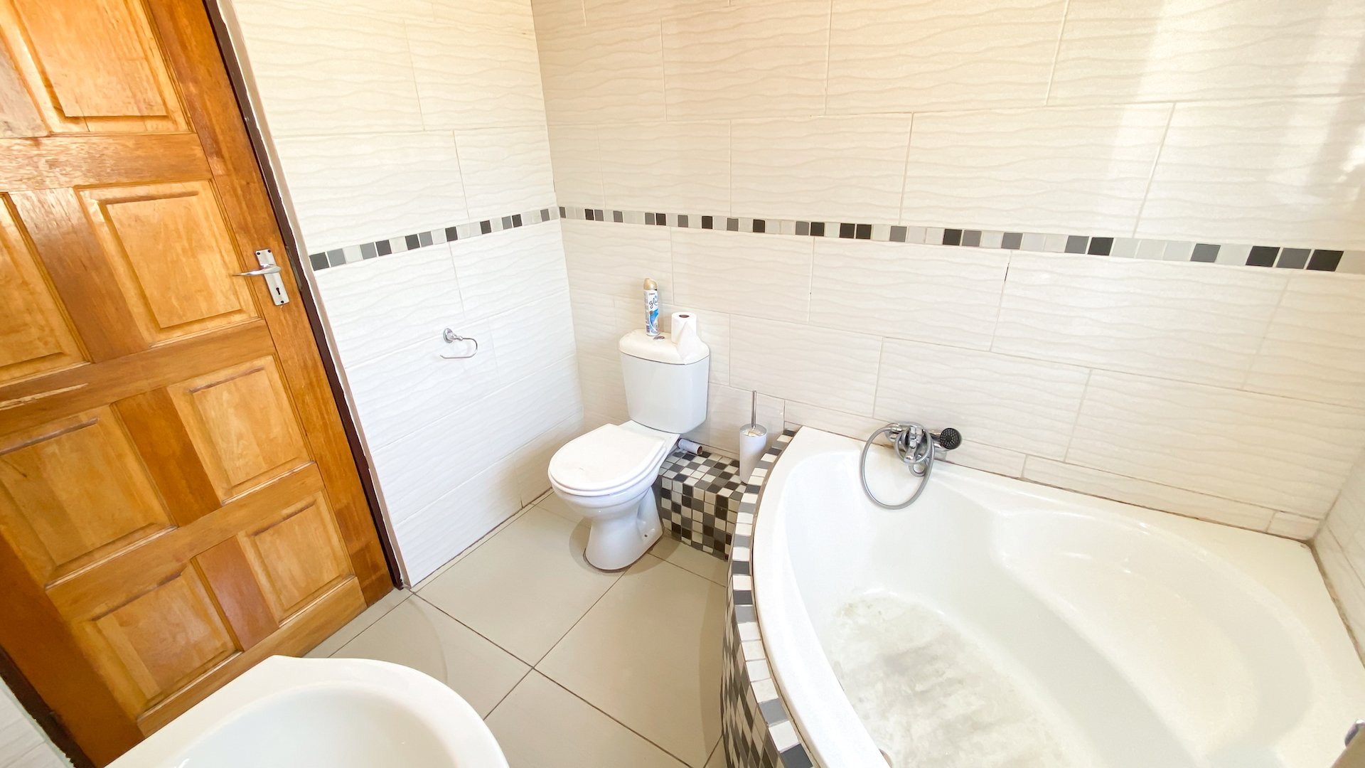 4 Bedroom Property for Sale in Karenpark Gauteng