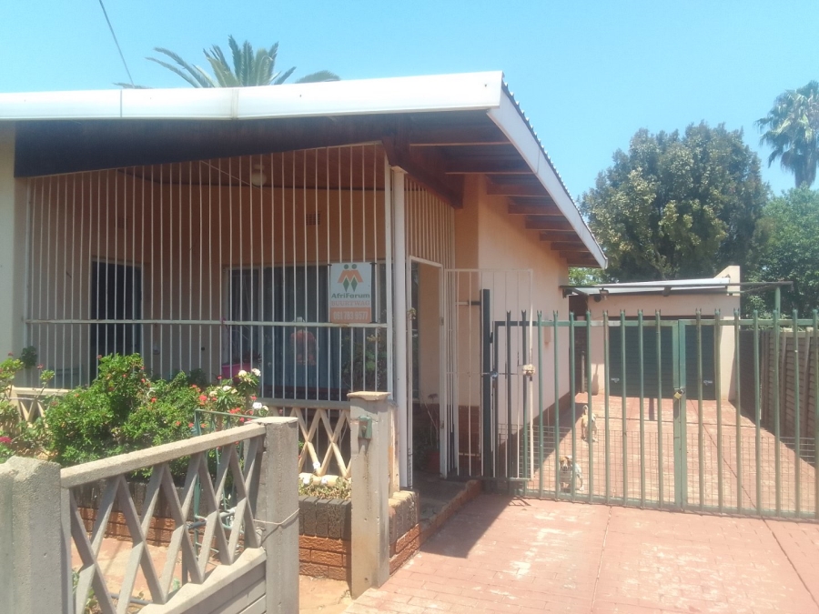 4 Bedroom Property for Sale in Silverton Gauteng