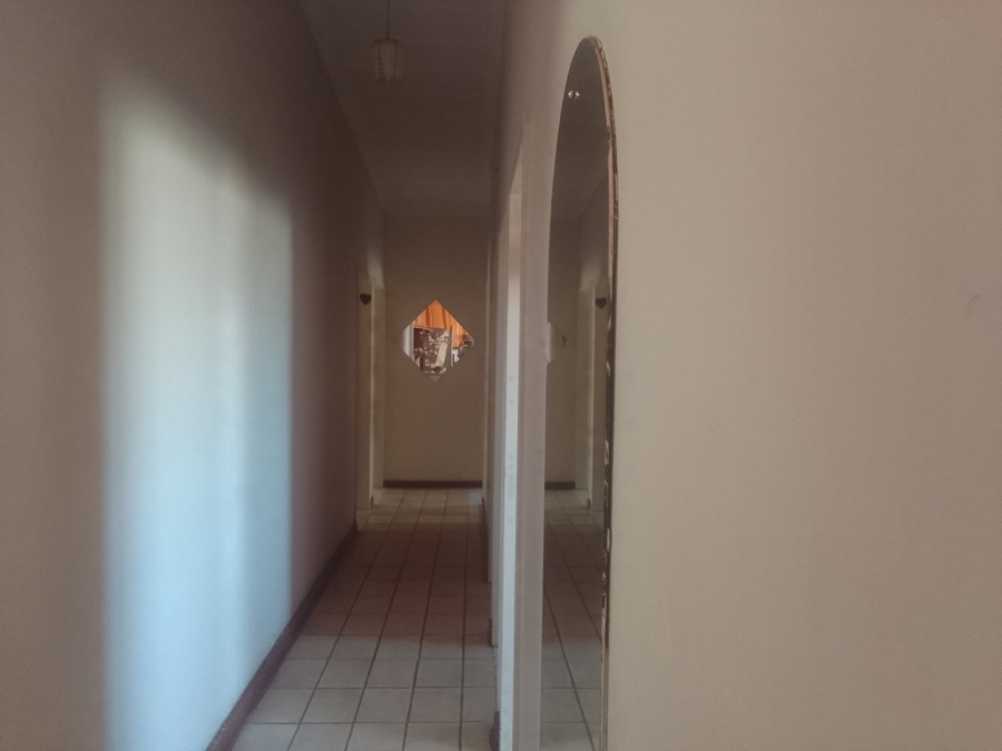 4 Bedroom Property for Sale in Silverton Gauteng