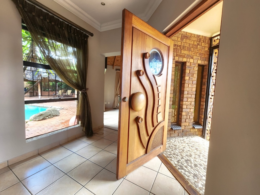 5 Bedroom Property for Sale in Eldoraigne Gauteng