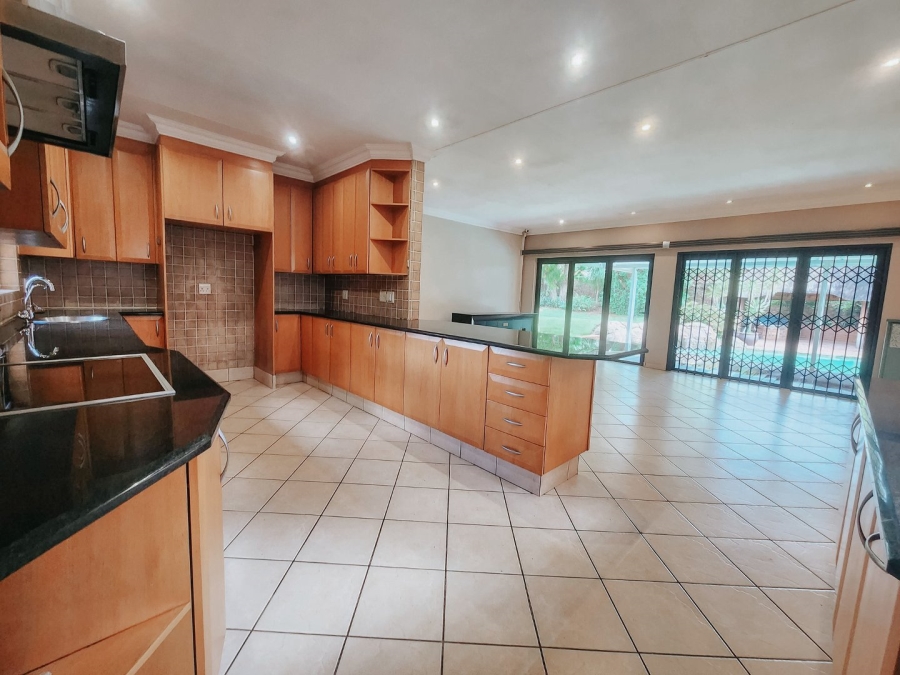 5 Bedroom Property for Sale in Eldoraigne Gauteng