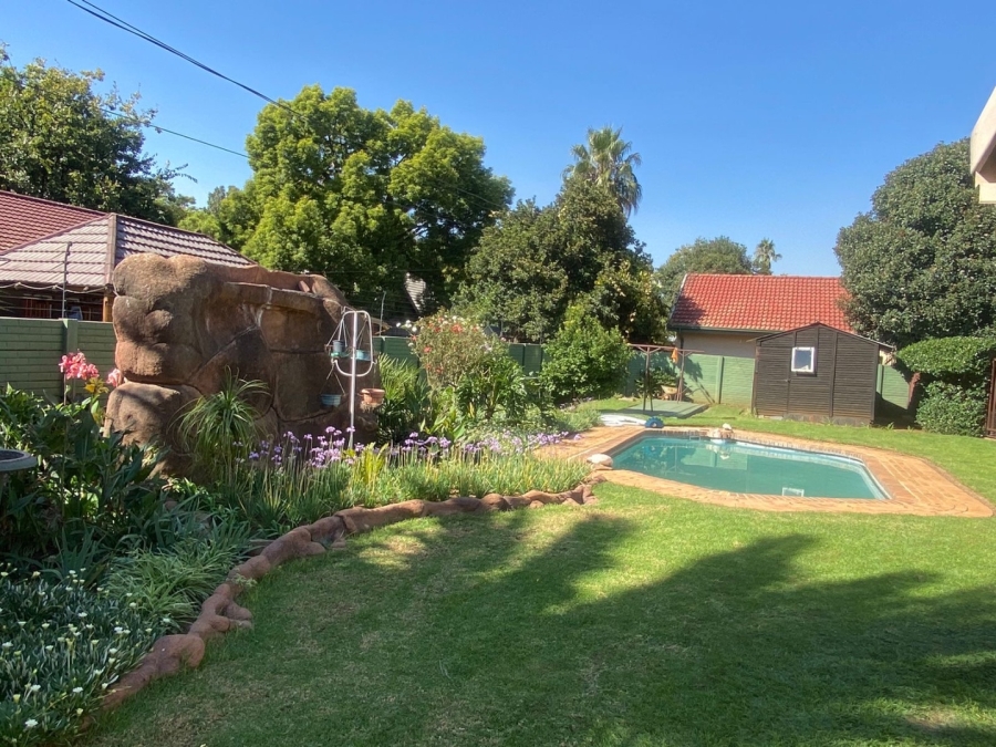 5 Bedroom Property for Sale in Bester Gauteng