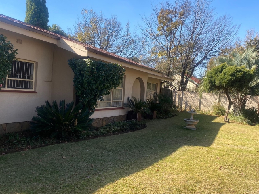 5 Bedroom Property for Sale in Bester Gauteng