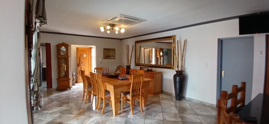 3 Bedroom Property for Sale in Bardene Gauteng