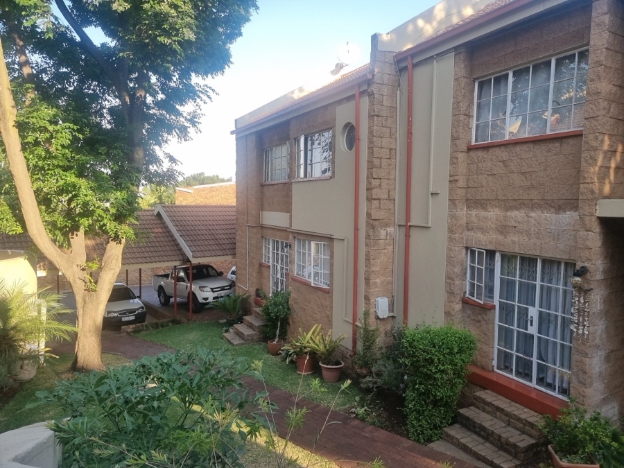 1 Bedroom Property for Sale in Zwartkop Gauteng