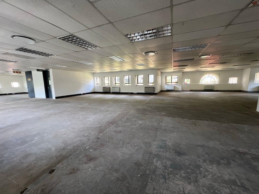 To Let commercial Property for Rent in Hyde Park Gauteng