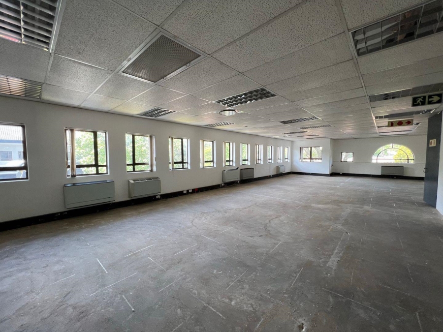 To Let commercial Property for Rent in Hyde Park Gauteng