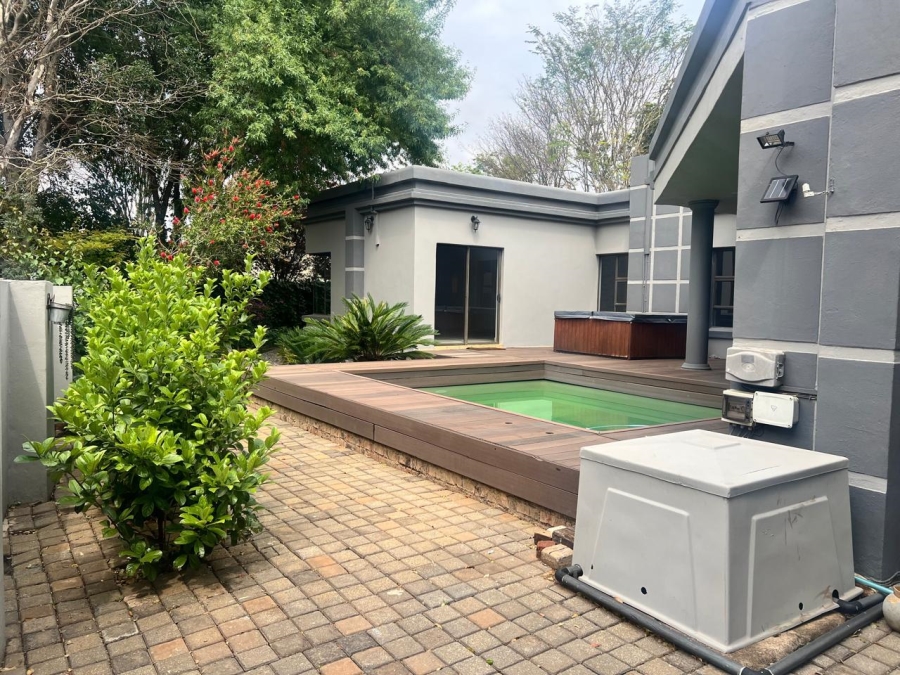 4 Bedroom Property for Sale in Midstream Estate Gauteng