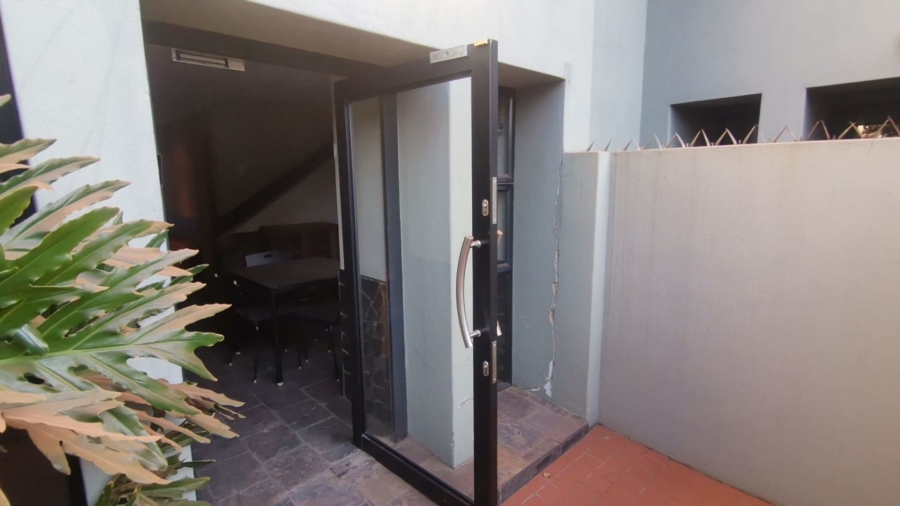 To Let commercial Property for Rent in Bramley Gauteng