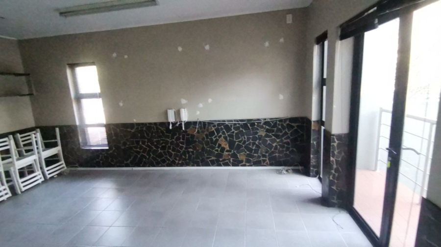 To Let commercial Property for Rent in Bramley Gauteng