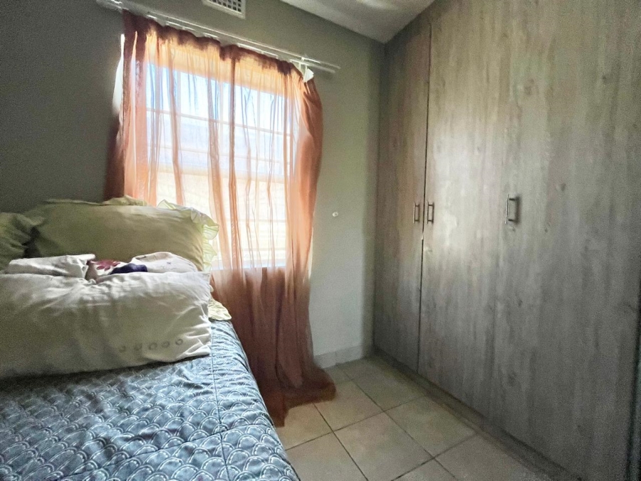 2 Bedroom Property for Sale in Montana Tuine Gauteng