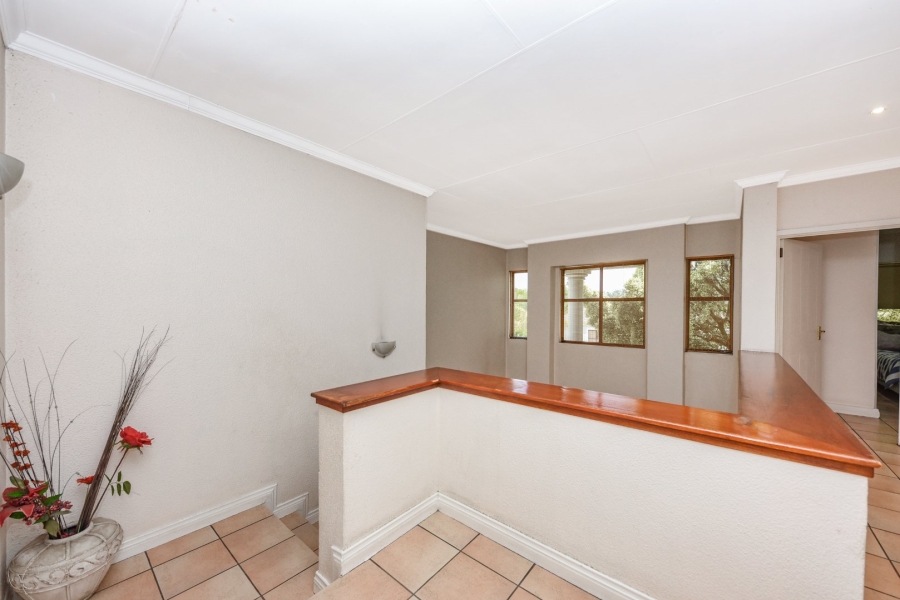 5 Bedroom Property for Sale in Bryanston Gauteng