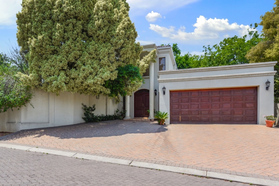 5 Bedroom Property for Sale in Bryanston Gauteng