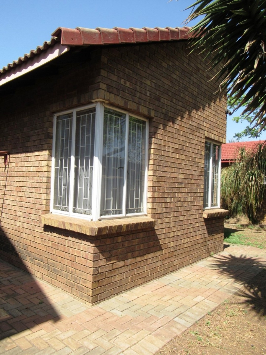 3 Bedroom Property for Sale in Erasmus Gauteng