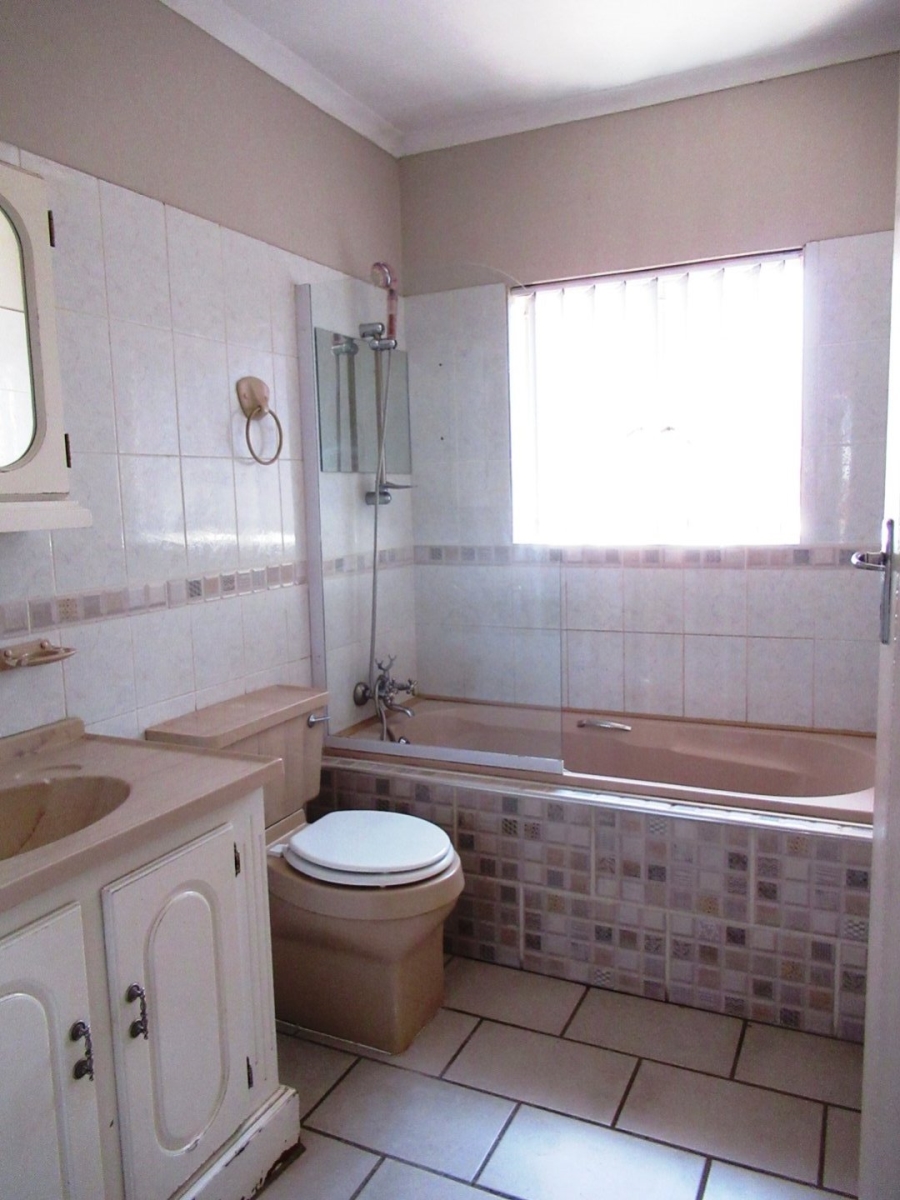 3 Bedroom Property for Sale in Erasmus Gauteng