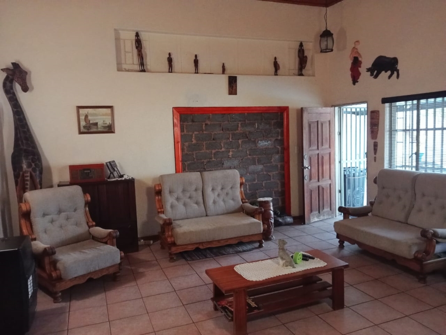 4 Bedroom Property for Sale in Groeneweide Gauteng