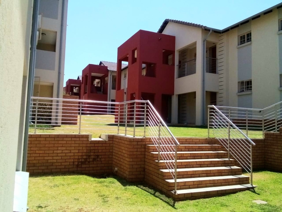 To Let 2 Bedroom Property for Rent in Noordwyk Gauteng