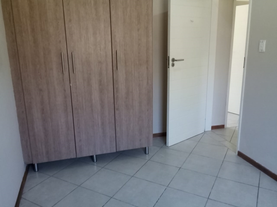 To Let 2 Bedroom Property for Rent in Noordwyk Gauteng