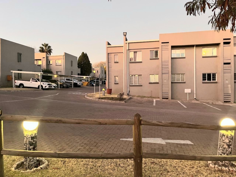 To Let 1 Bedroom Property for Rent in Vorna Valley Gauteng