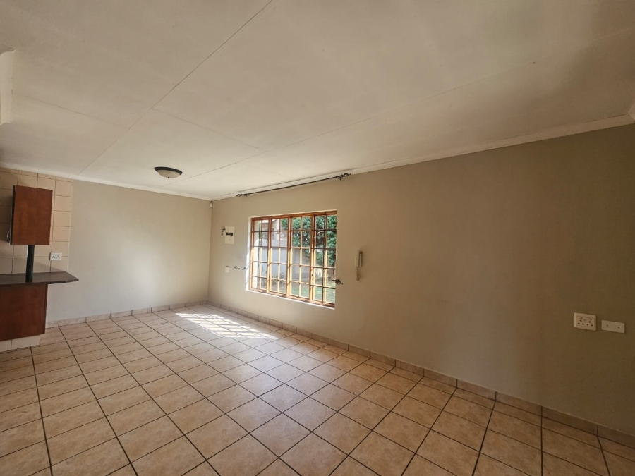 To Let 3 Bedroom Property for Rent in Rensburg Gauteng