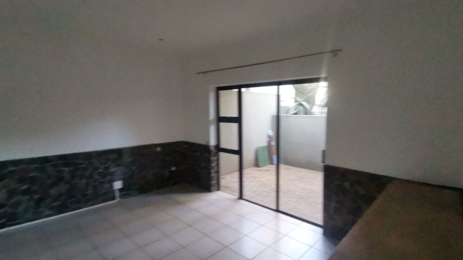 To Let commercial Property for Rent in Bramley Gauteng