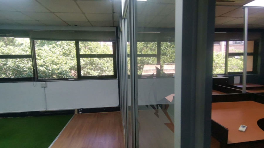 To Let commercial Property for Rent in Upper Houghton Gauteng