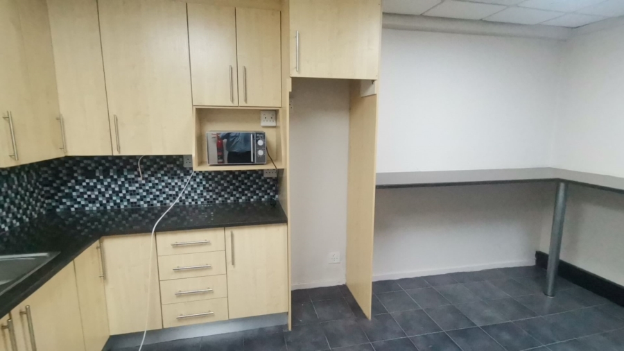 To Let commercial Property for Rent in Upper Houghton Gauteng