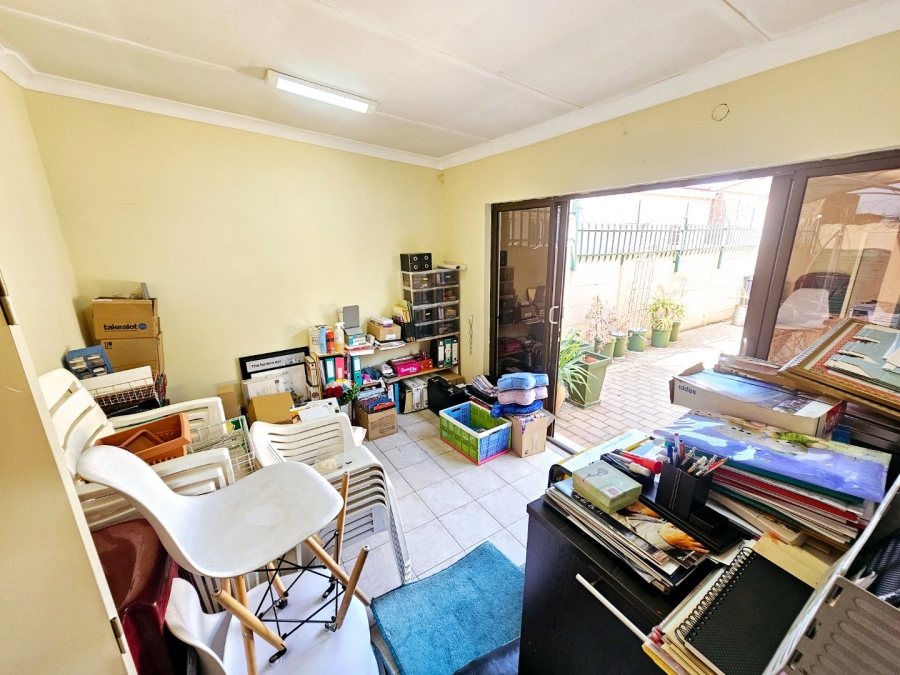 3 Bedroom Property for Sale in Laudium Gauteng