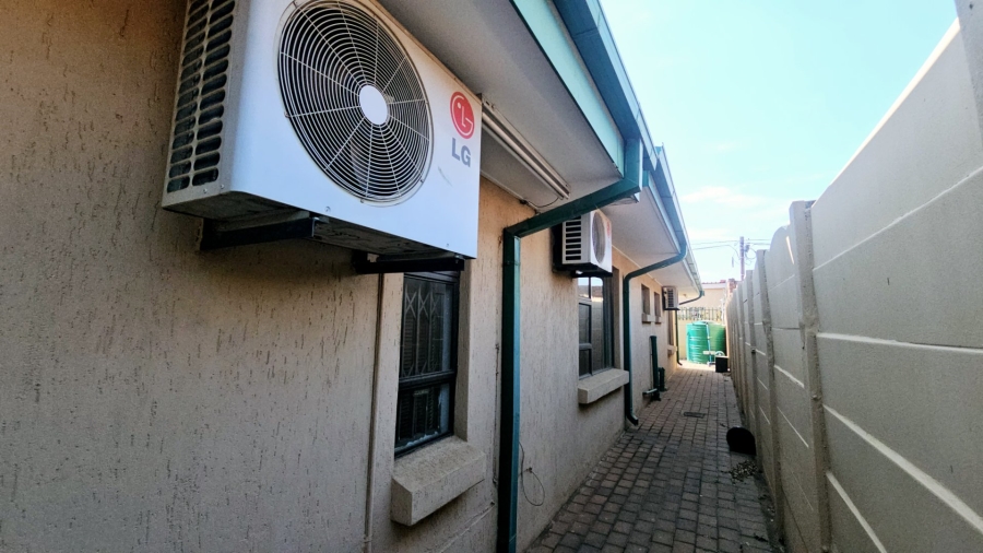 3 Bedroom Property for Sale in Laudium Gauteng